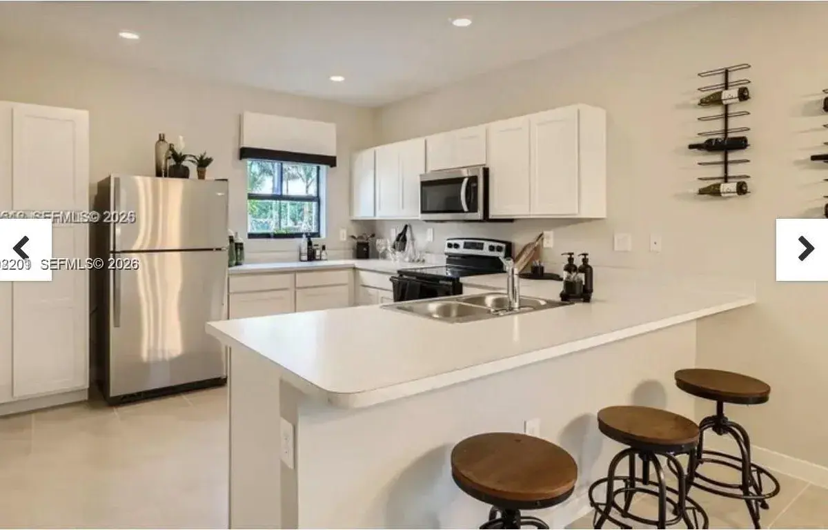 445 NE 1st Dr, Florida City FL 33034
