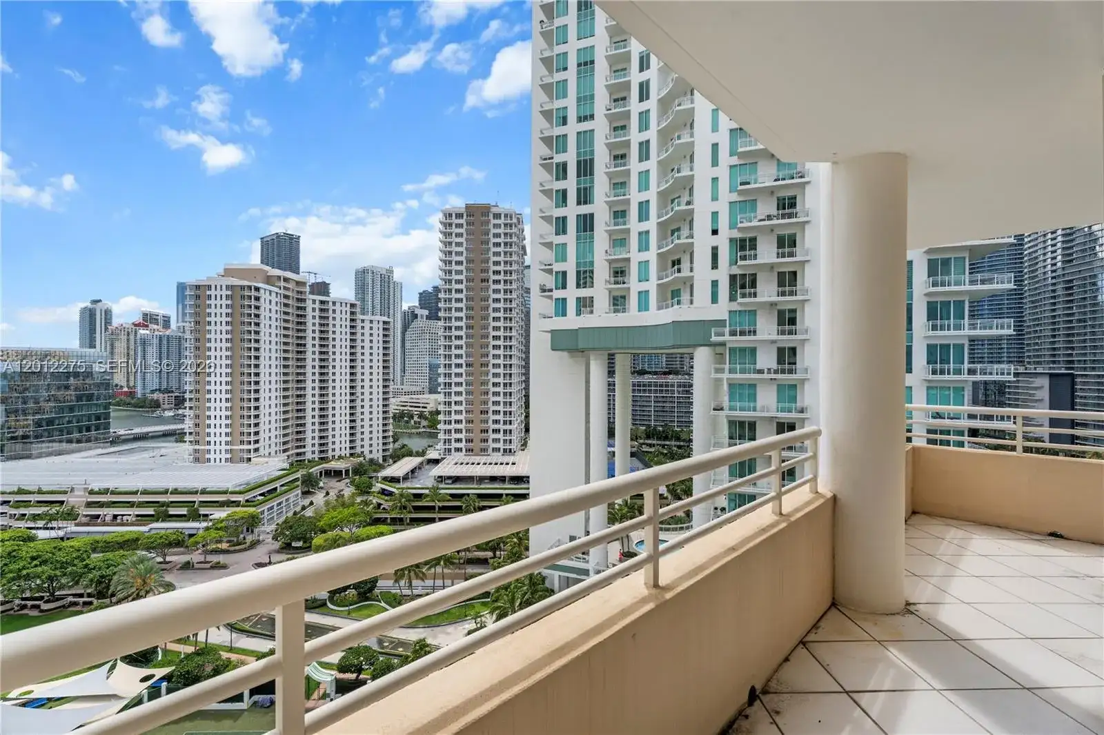 888 Brickell Key Dr # 1702, Miami FL 33131 photo 3