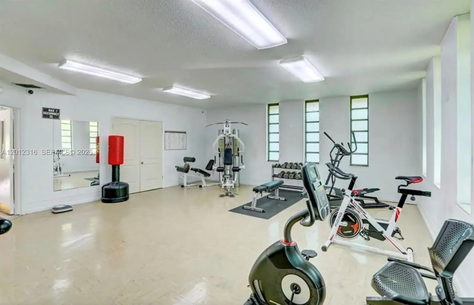 5031 W Oakland Park Blvd # 204, Lauderdale Lakes FL 33313 photo 5