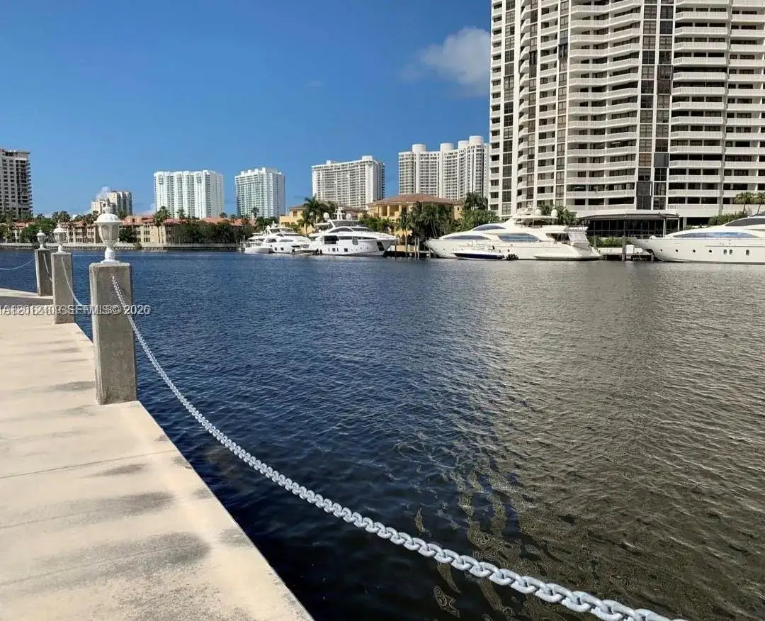 3020 Marcos Dr # S103, Aventura FL 33160 photo 3