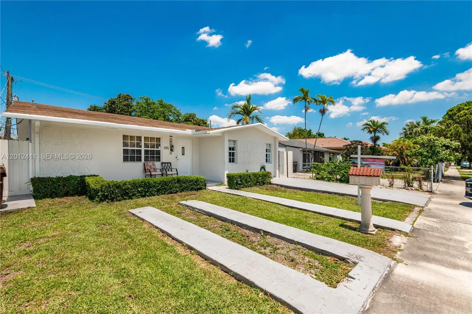 395 W 39th Pl, Hialeah FL 33012