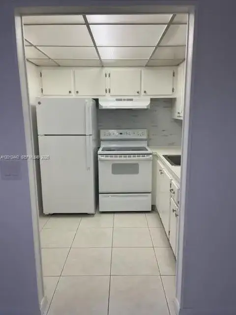 384 Durham L # 384, Deerfield Beach FL 33442 photo 2