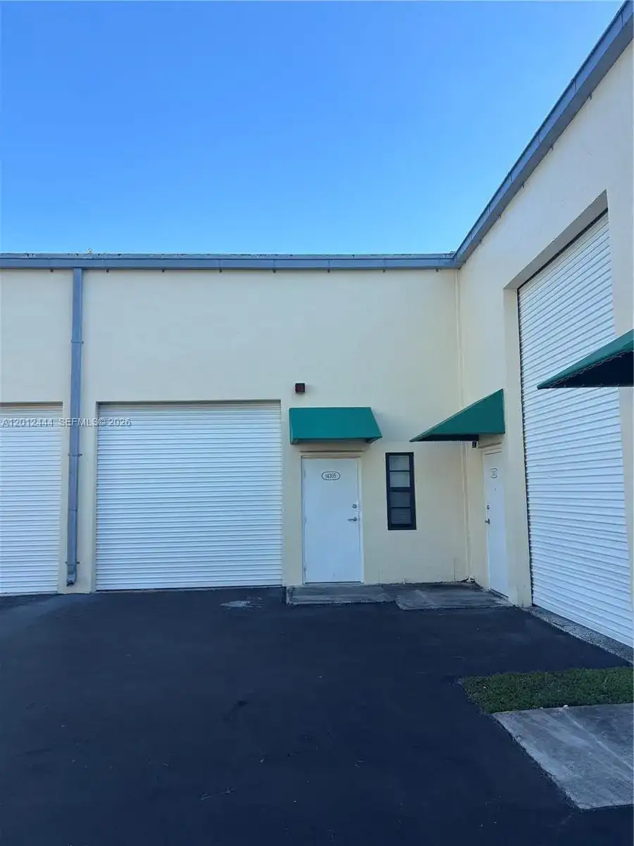 14305 SW 142nd St, Miami FL 33186 photo 5