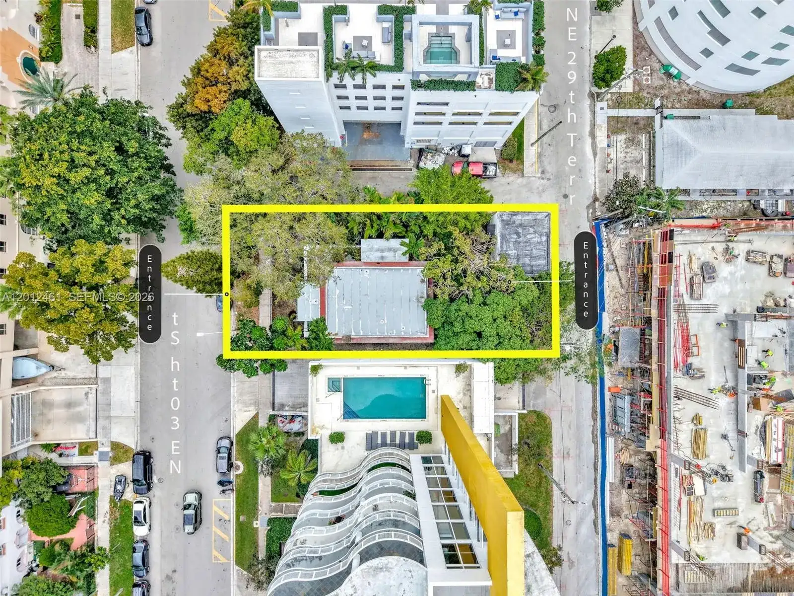 452 NE 30th St, Miami FL 33137 photo 2