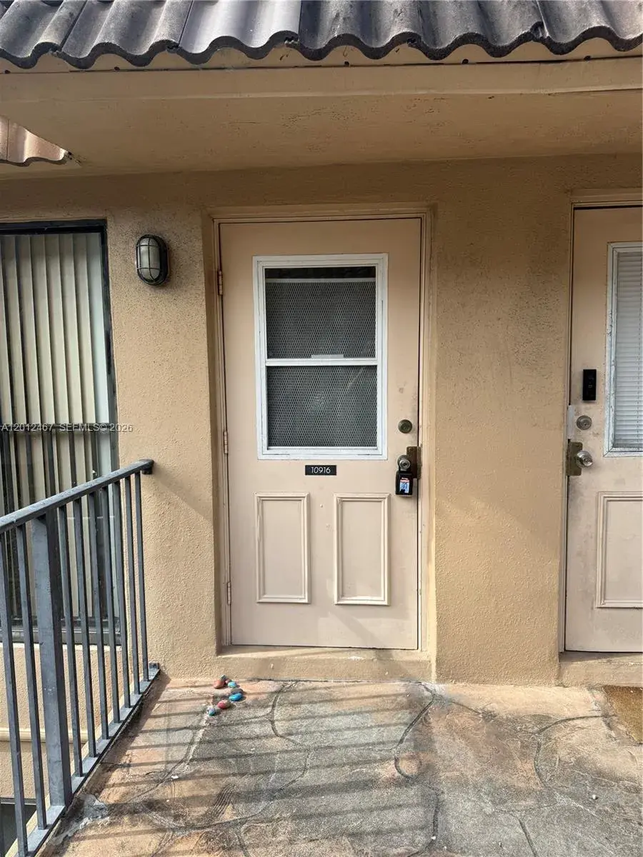 10916 Royal Palm Blvd # 10916, Coral Springs FL 33065