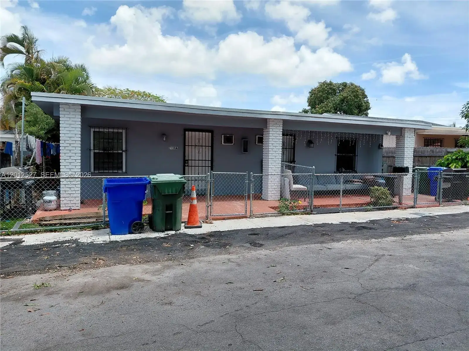 2140 NW 1st Ter, Miami FL 33125 photo 3