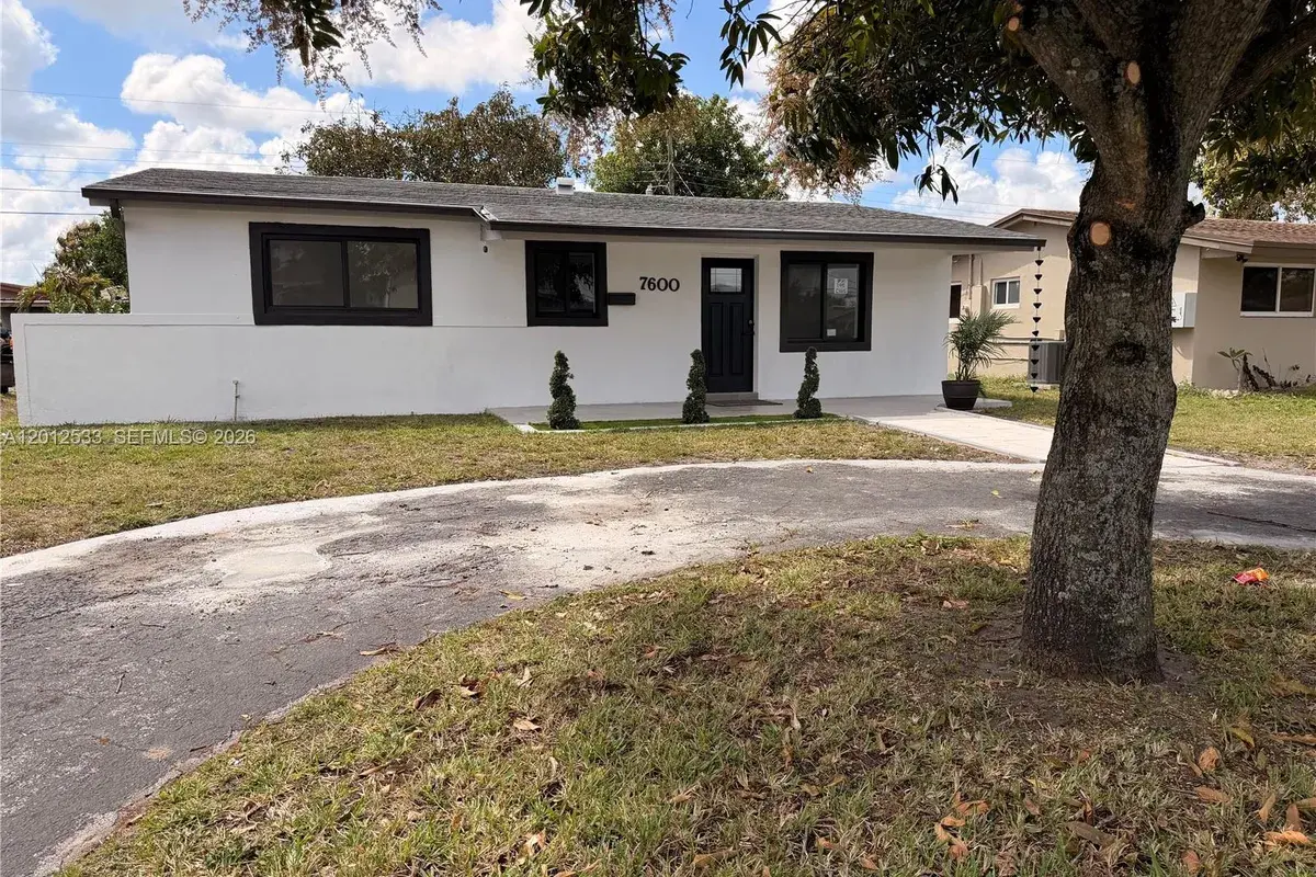 7600 Venetian St, Miramar FL 33023