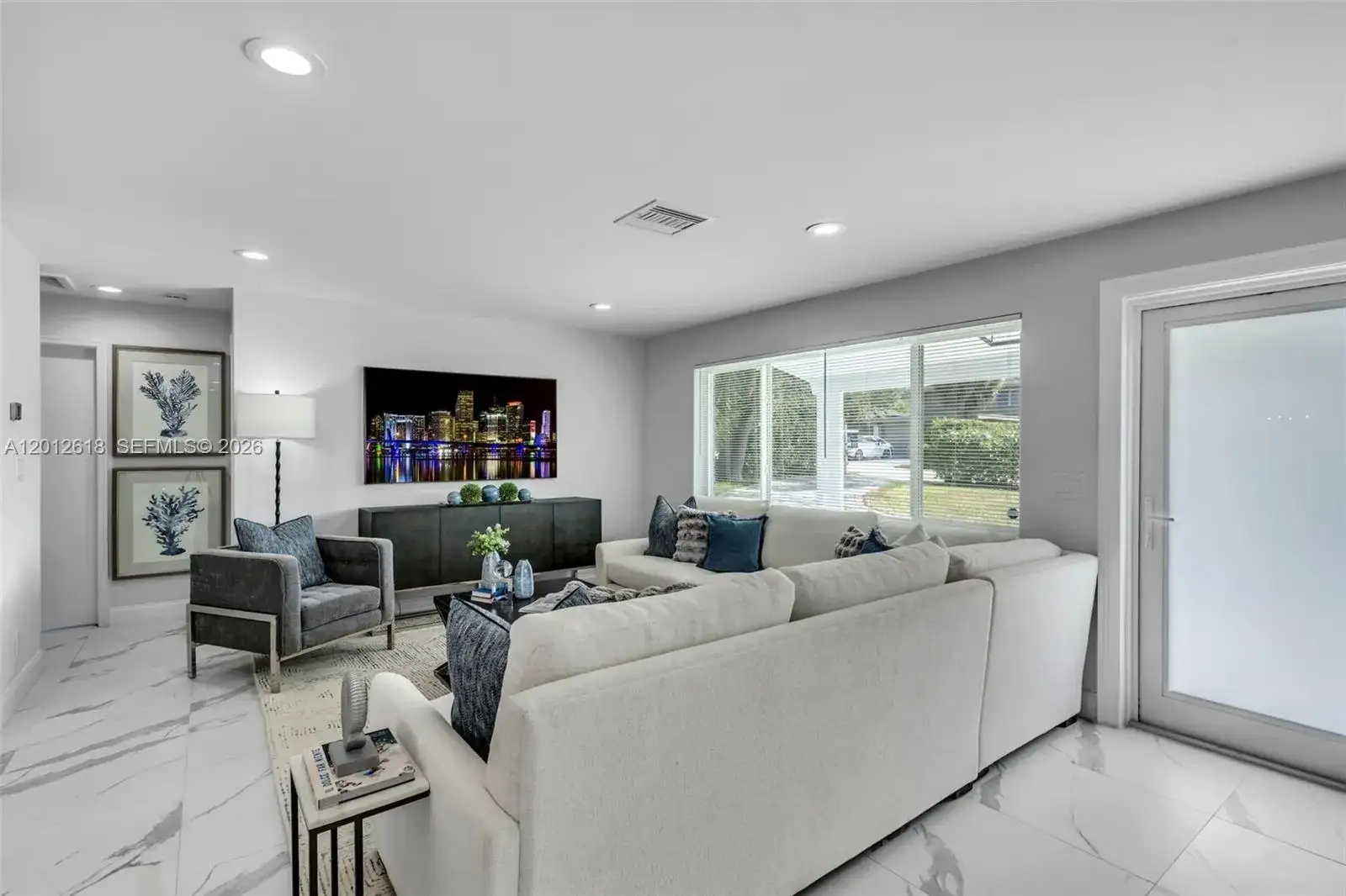 465 NW 11th St, Boca Raton FL 33432 photo 2
