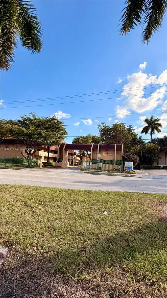 9972 SW 88th St # 1125, Miami FL 33176