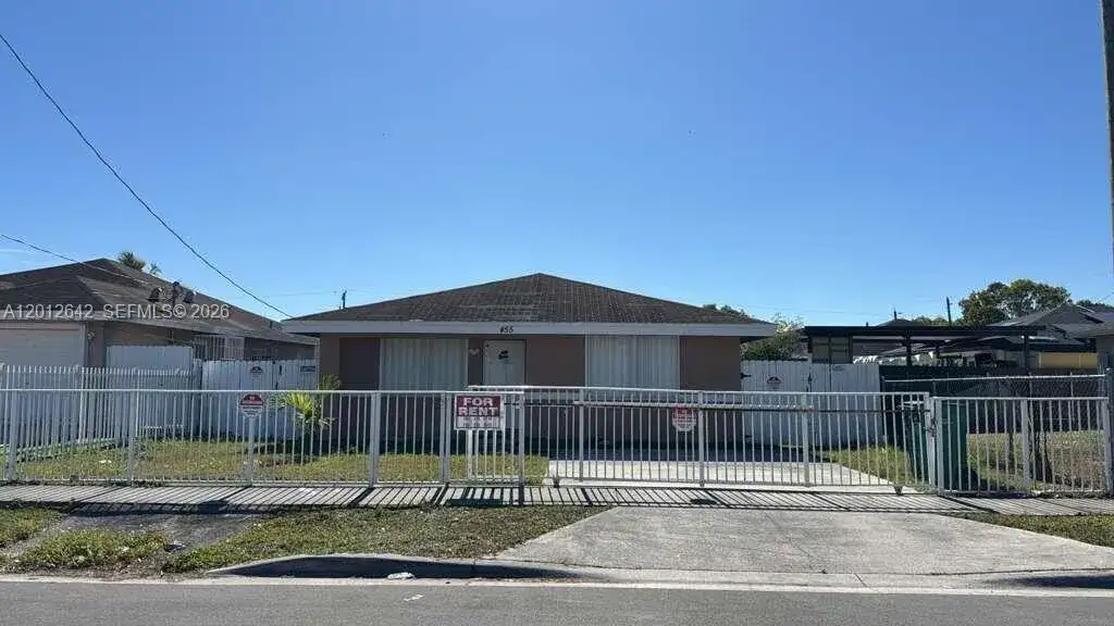 455 NW 14th St, Florida City FL 33034 photo 2
