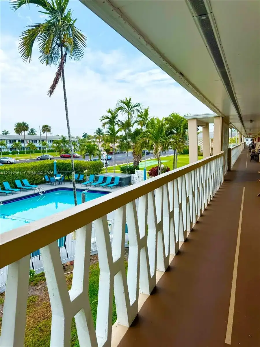 900 Atlantic Shores Blvd # 220, Hallandale Beach FL 33009