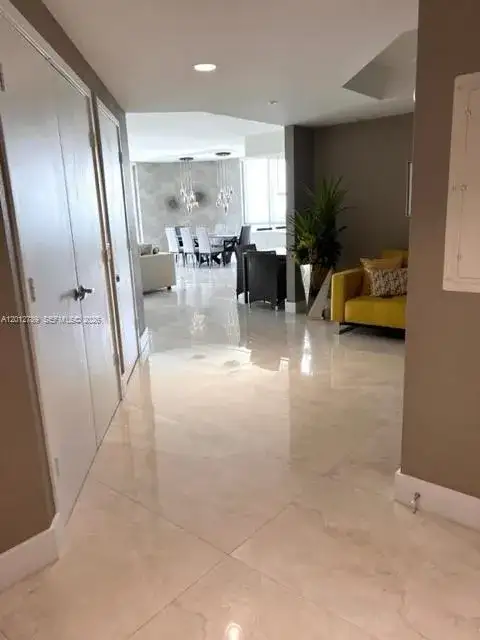 17111 Biscayne Blvd # 2102, North Miami Beach FL 33160 photo 3