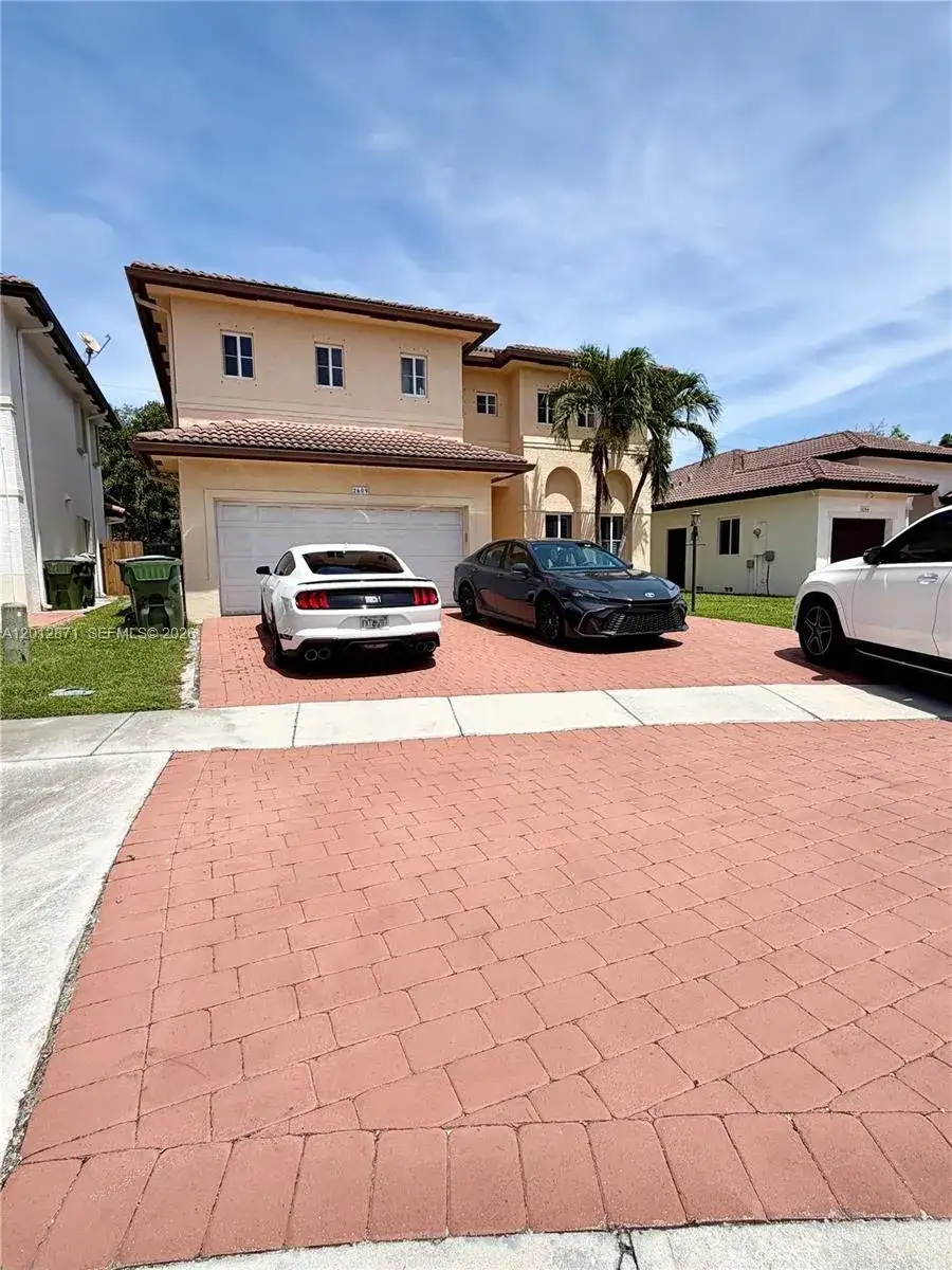 2609 NE 42nd Ave, Homestead FL 33033 photo 3