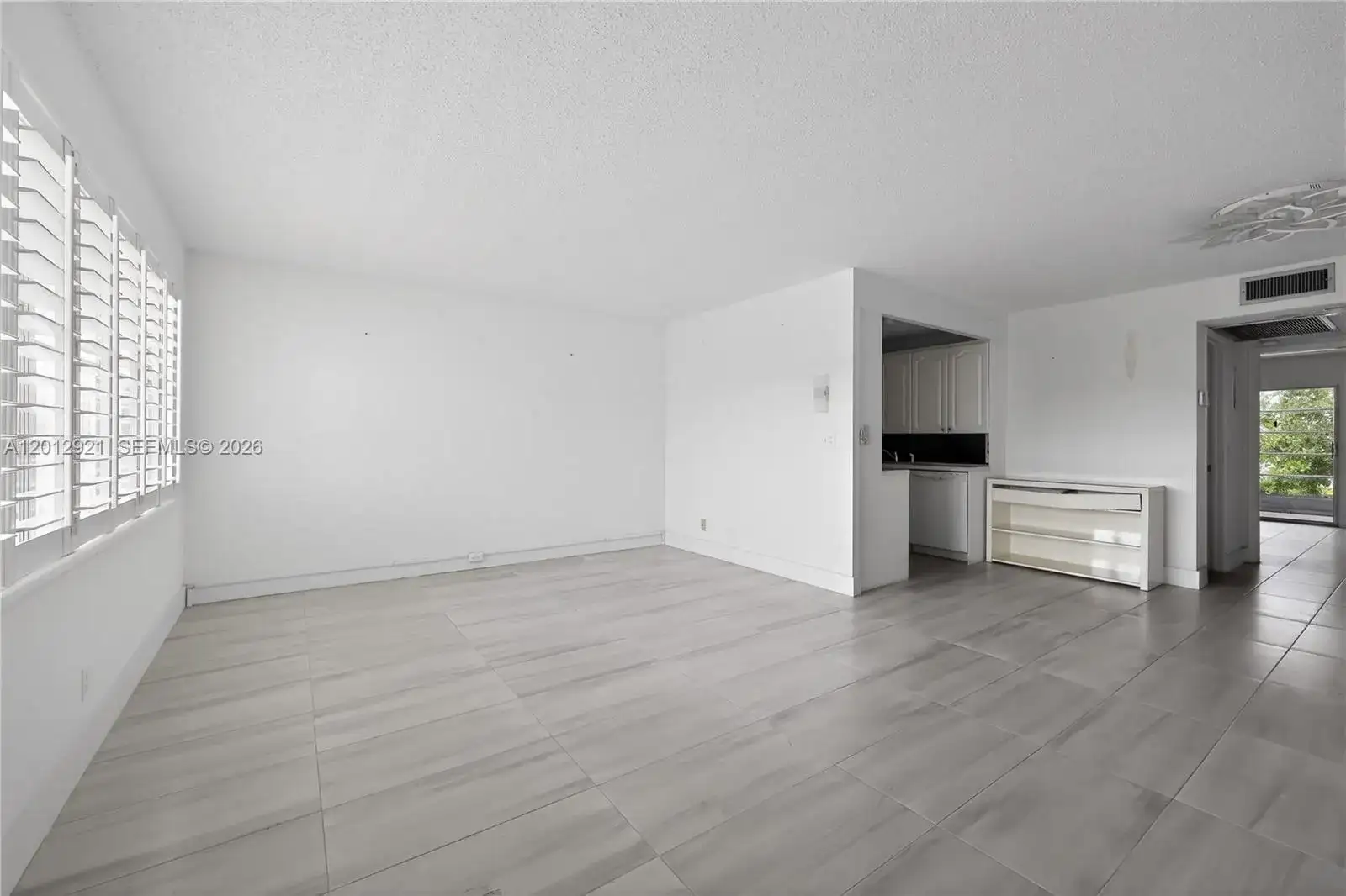 3023 Cambridge B # 3023, Deerfield Beach FL 33442 photo 5