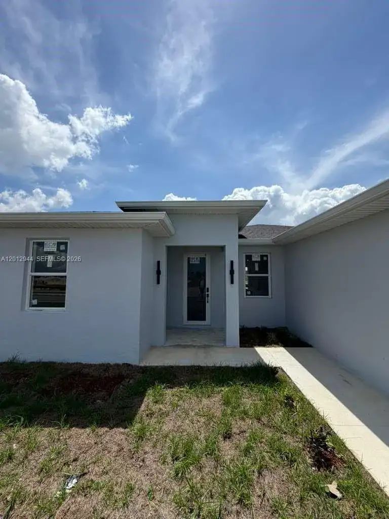 3629 E Gator Cir, Cape Coral FL 33909 photo 3