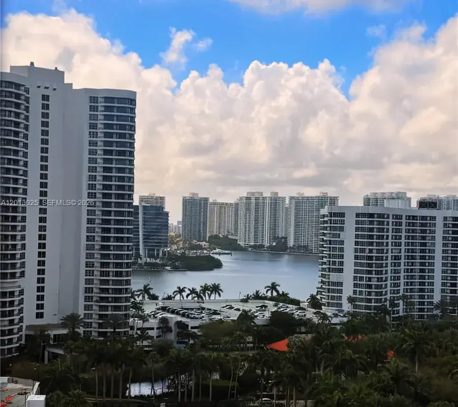 19355 Turnberry Way # 14F, Aventura FL 33180