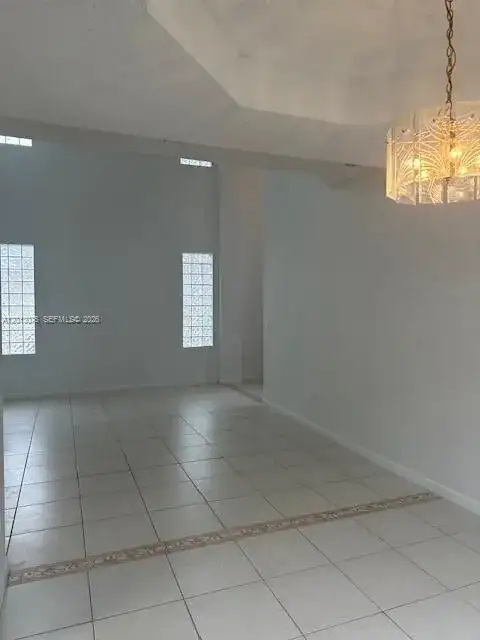17110 NW 10th St, Pembroke Pines FL 33028 photo 5