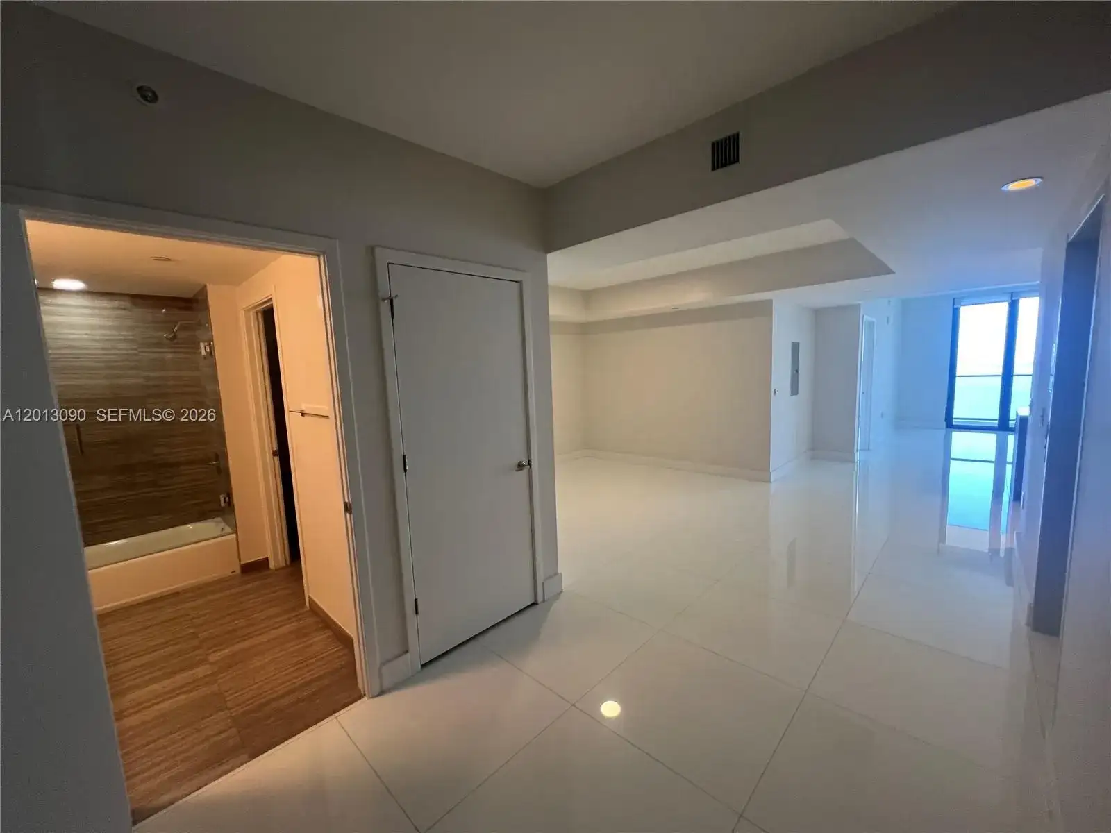 1010 Brickell Ave # 3704, Miami FL 33131 photo 4