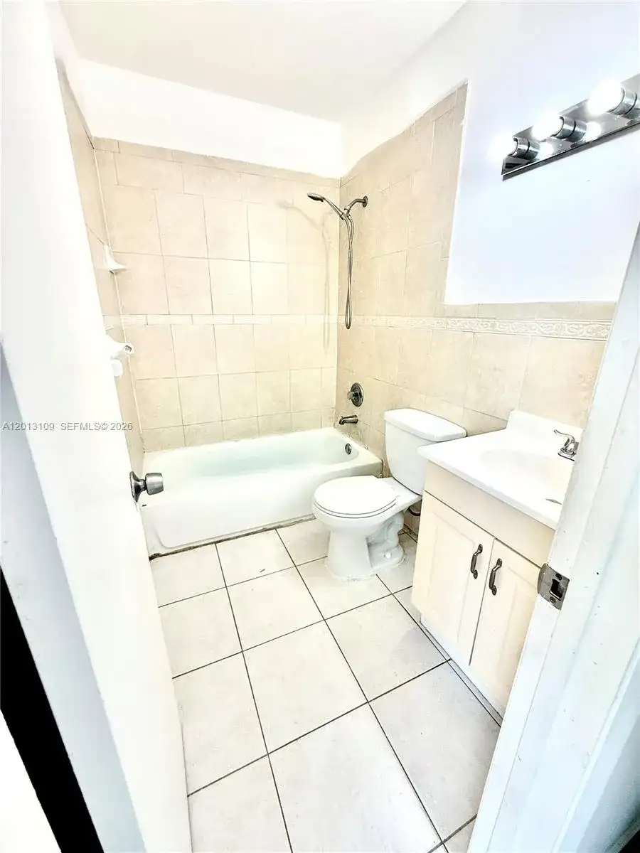 22221 SW 103rd Ct # 0, Miami FL 33190 photo 4