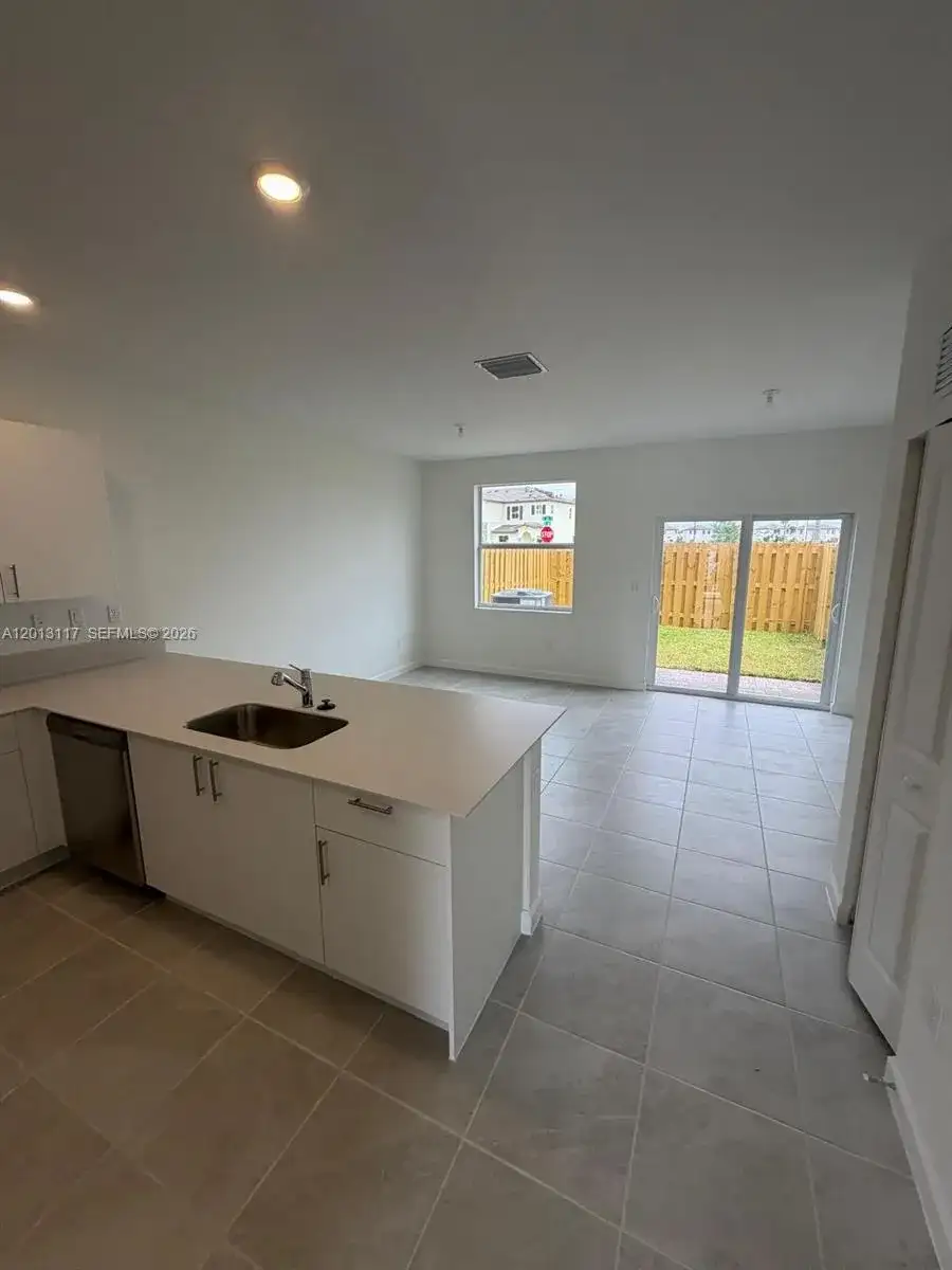 2643 SE 27 ST # 2643, Homestead FL 33035 photo 4