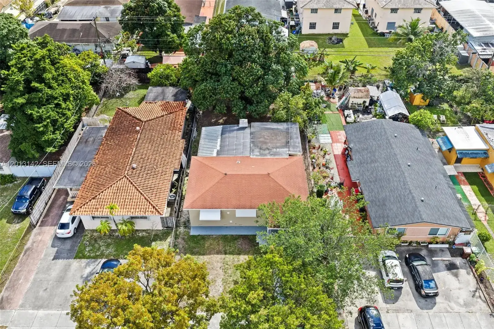 42 E 16th St, Hialeah FL 33010 photo 2