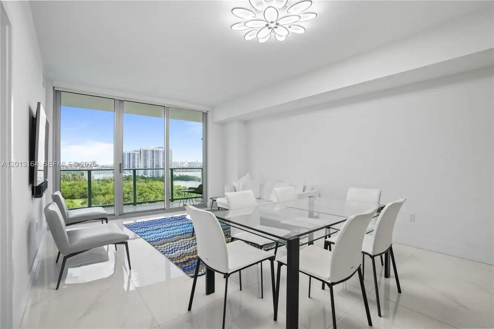 16385 Biscayne Blvd # 1402, North Miami Beach FL 33160 photo 3