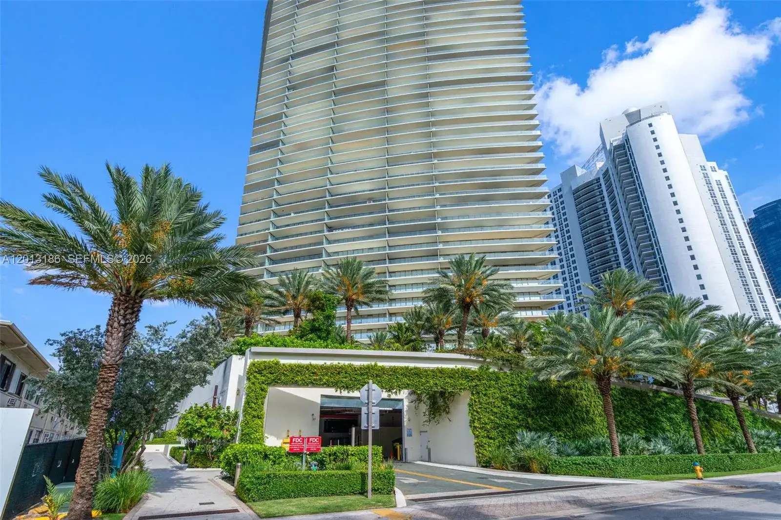 18975 Collins Ave # 3605, Sunny Isles Beach FL 33160 photo 2