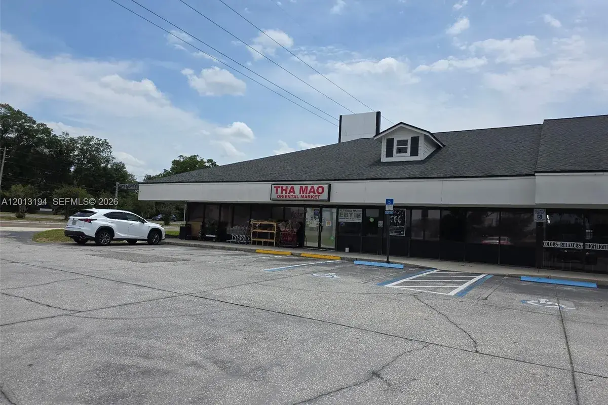 1704 S SOUTHSIDE BLVD, Jacksonville FL 32216