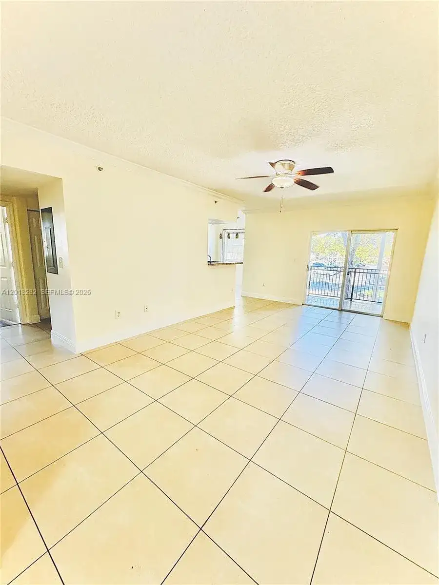 220 SW 116th Ave # 15207, Pembroke Pines FL 33025 photo 4