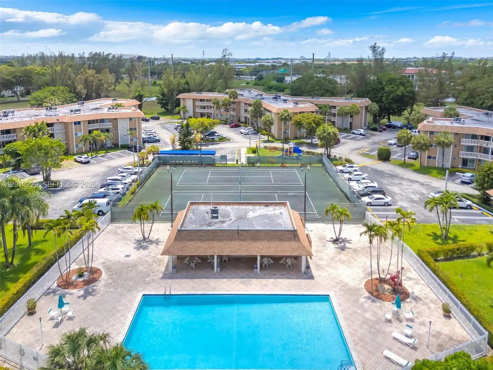 7400 Miami Lakes Dr # D205, Miami Lakes FL 33014 photo 3