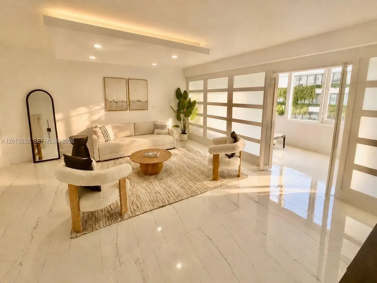 2301 Collins Ave # 628, Miami Beach FL 33139 photo 2