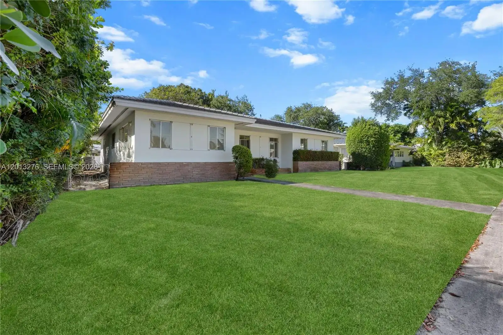 427 Grand Concourse, Miami Shores FL 33138 photo 2