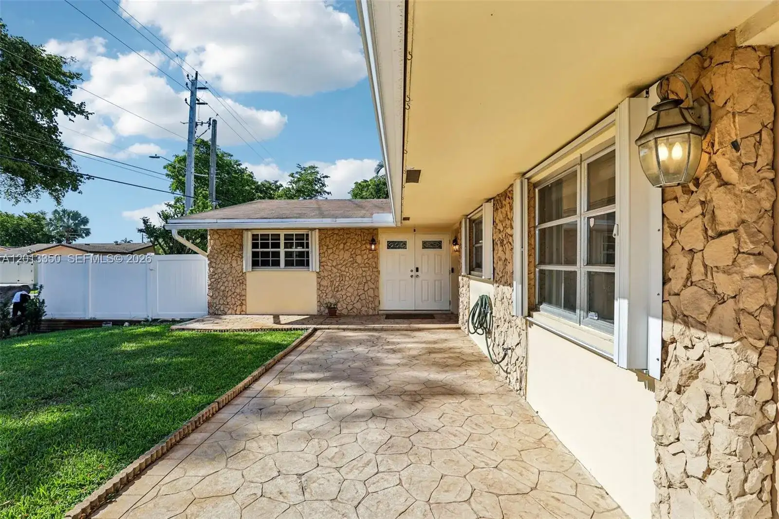 108 SE 4th Ter, Dania Beach FL 33004 photo 3