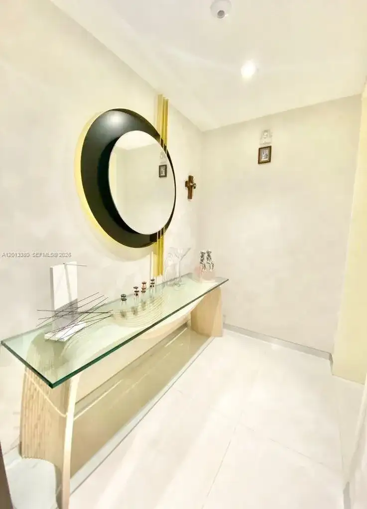 16901 Collins Ave # 701, Sunny Isles Beach FL 33160 photo 2
