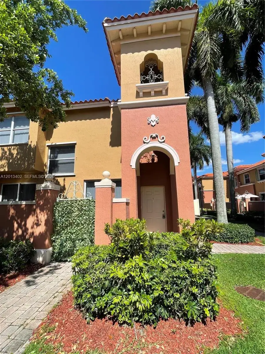 10666 SW 7th St # 2106, Pembroke Pines FL 33025 photo 2