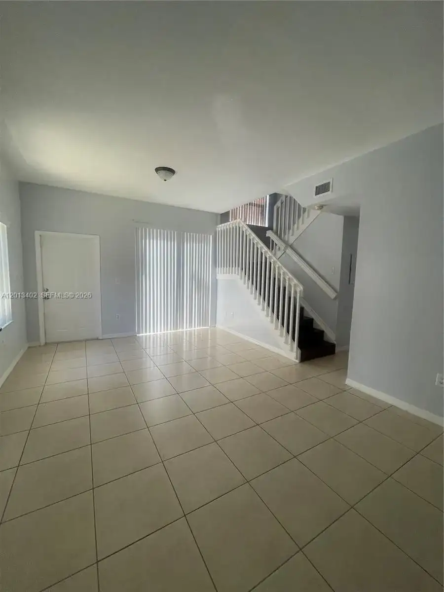 10666 SW 7th St # 2106, Pembroke Pines FL 33025 photo 4