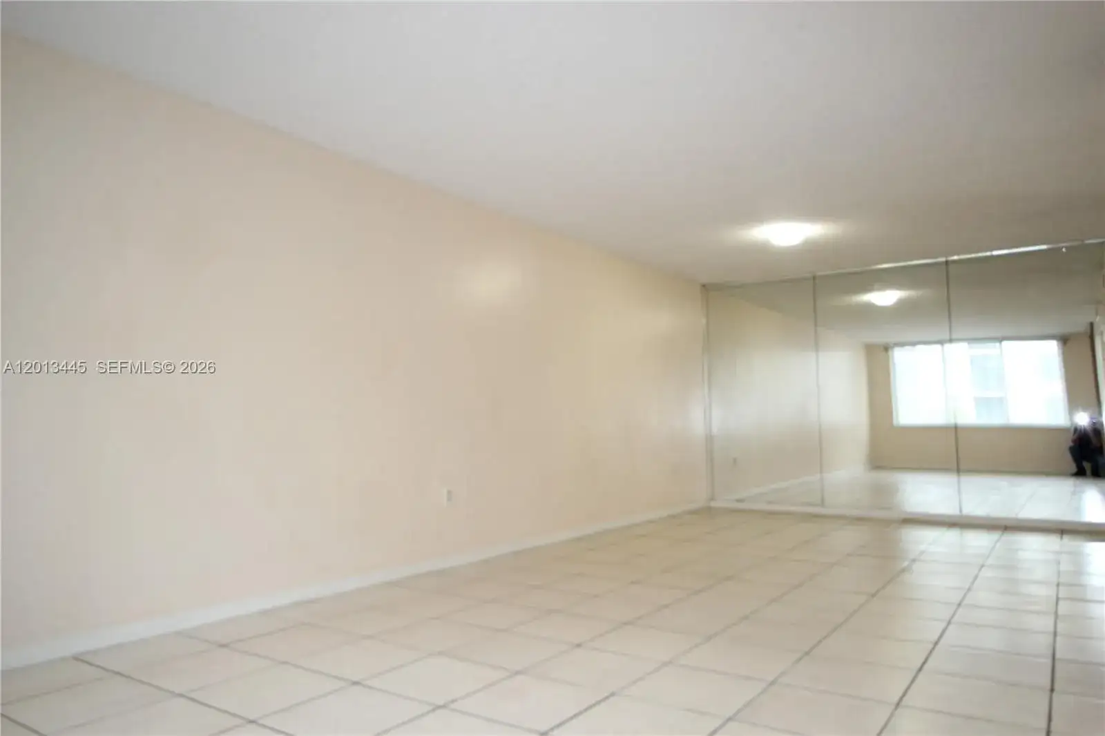 17890 W Dixie Hwy 519 Hwy # 519, North Miami Beach FL 33160 photo 3
