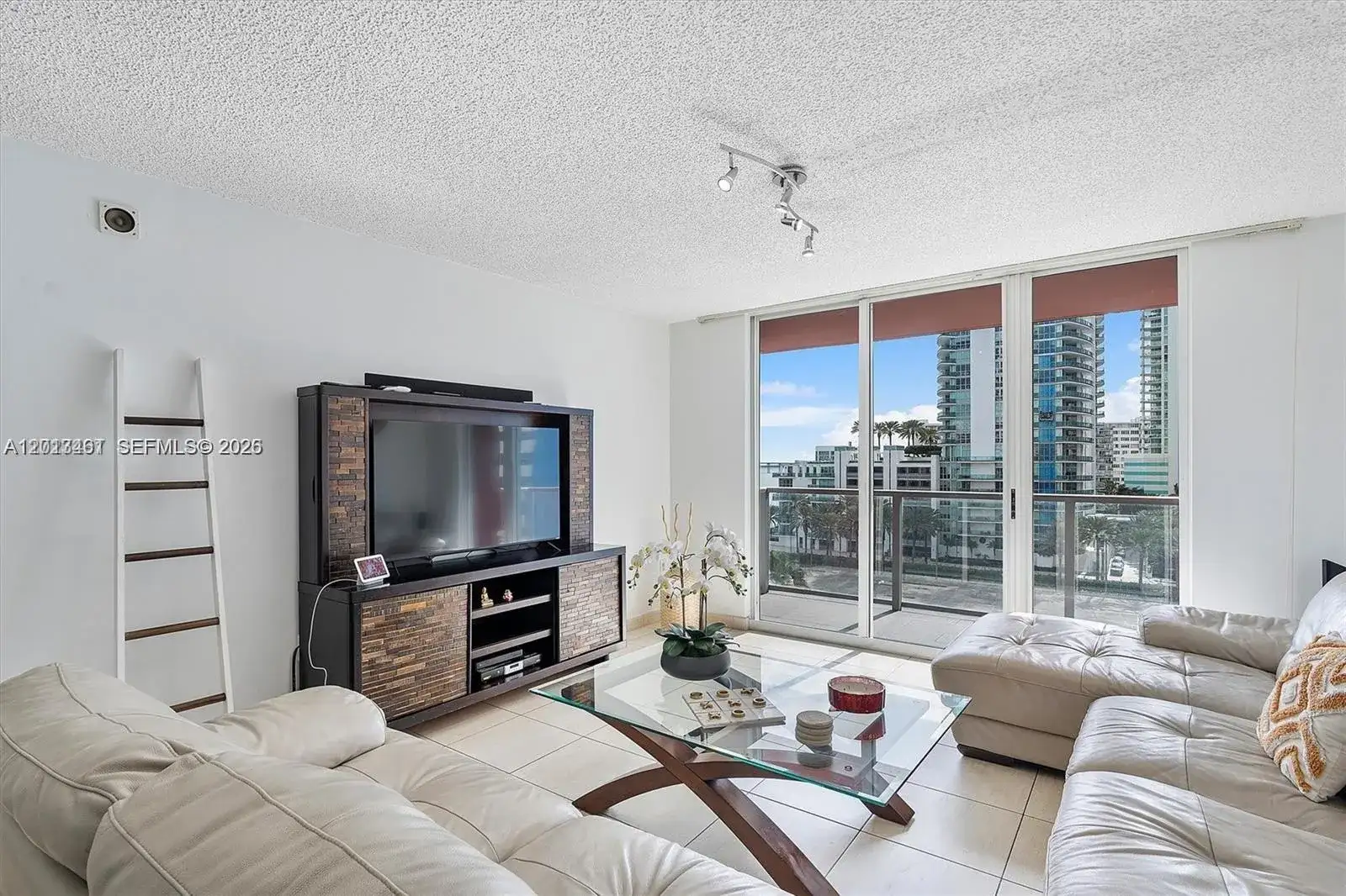 1155 Brickell Bay Dr # 603, Miami FL 33131 photo 3