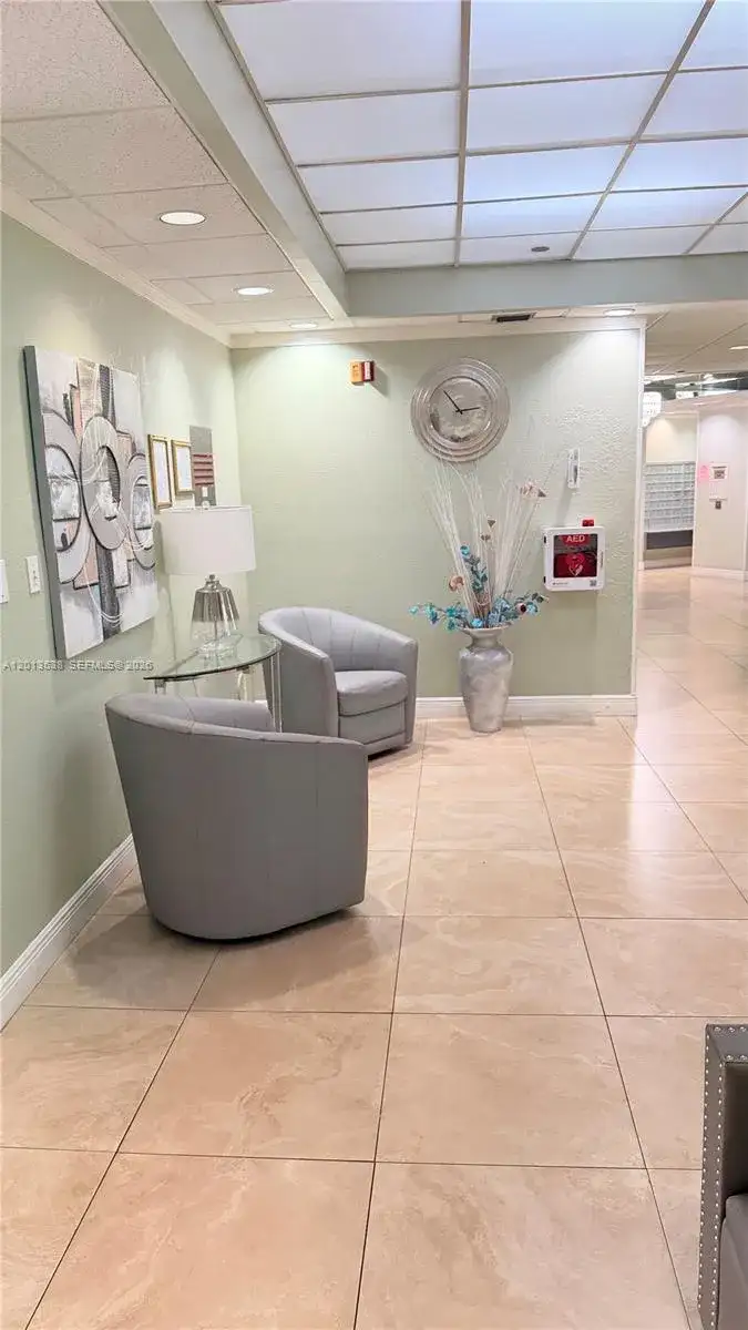 900 Saint Charles Pl # 520, Pembroke Pines FL 33026 photo 3