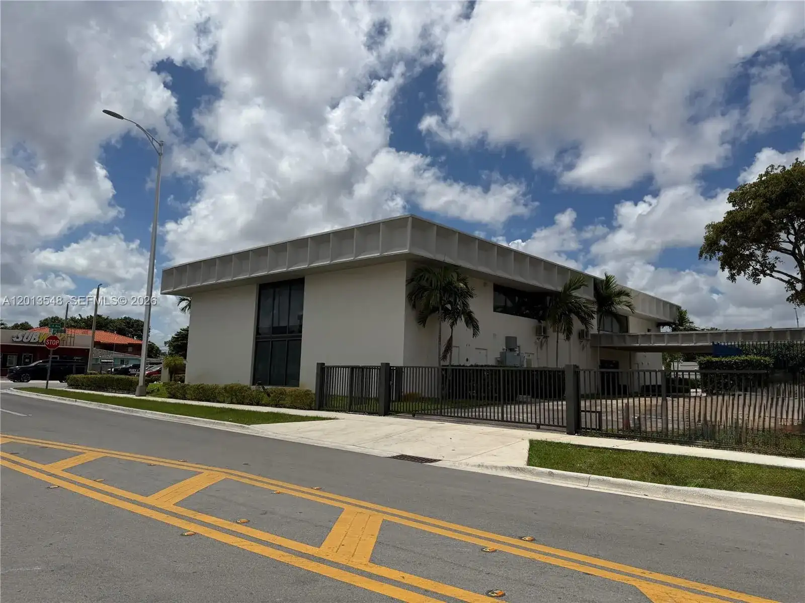 1601 E 4th Ave, Hialeah FL 33010 photo 3