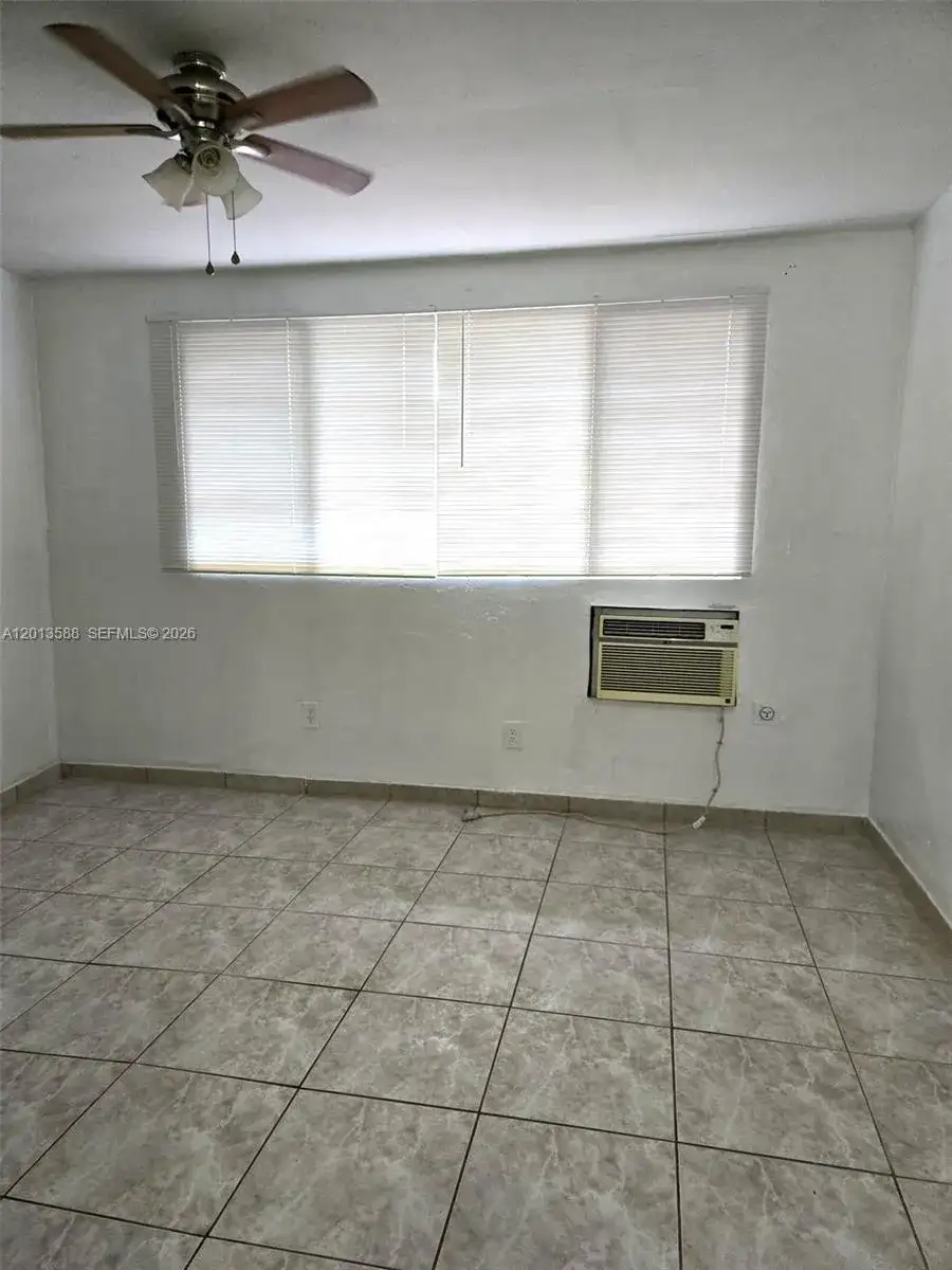 4610 SW 40th St # 1, West Park FL 33023 photo 4