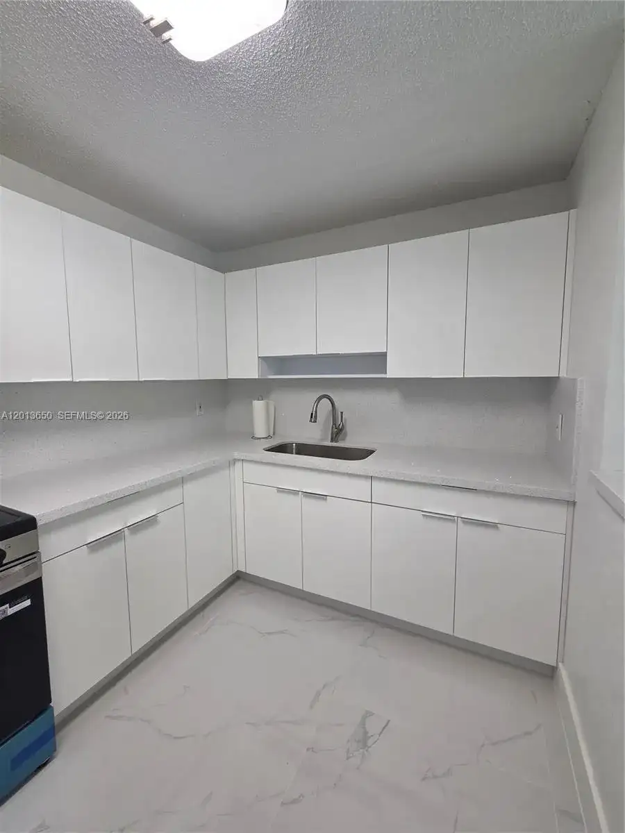 14830 Naranja Lakes Blvd, Homestead FL 33032 photo 4