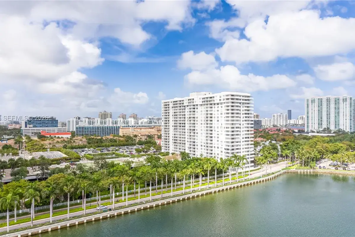 2851 NE 183rd St # 1504E, Aventura FL 33160
