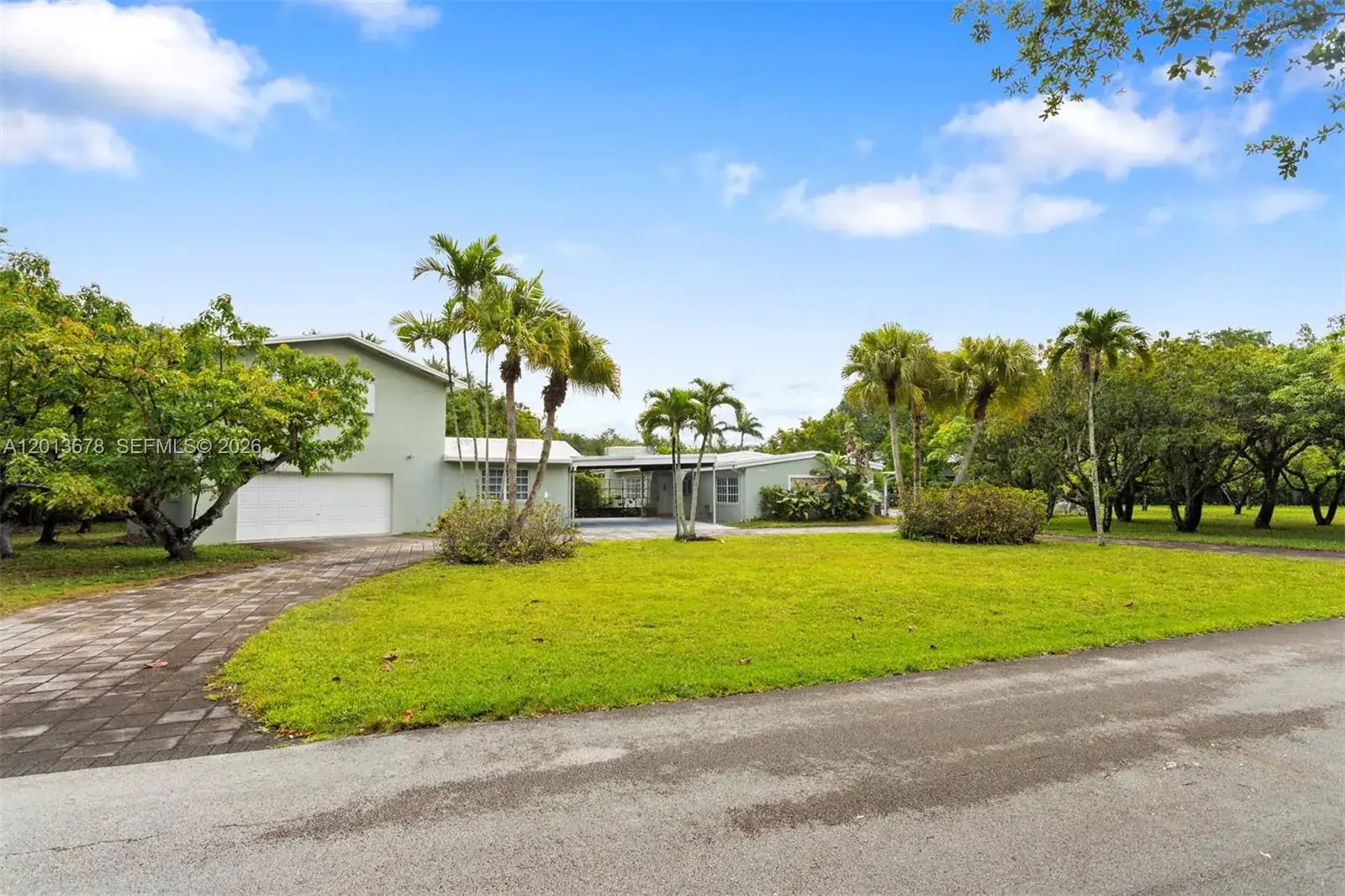 10851 SW 68th Ave, Pinecrest FL 33156 photo 3