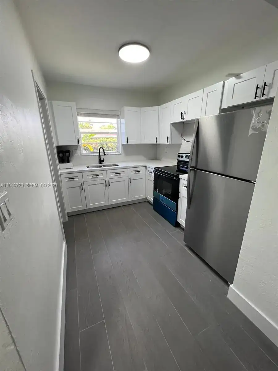 2640 NE 215th St # 2640, Miami FL 33180 photo 4