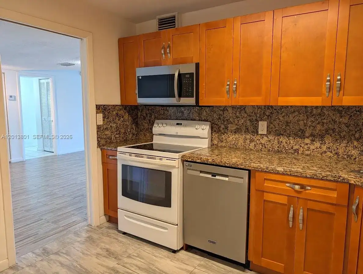 210 Sea View Dr # 405, Key Biscayne FL 33149 photo 4