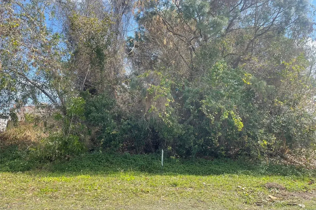 1571 Mariana Rd, Port St. Lucie FL 34952