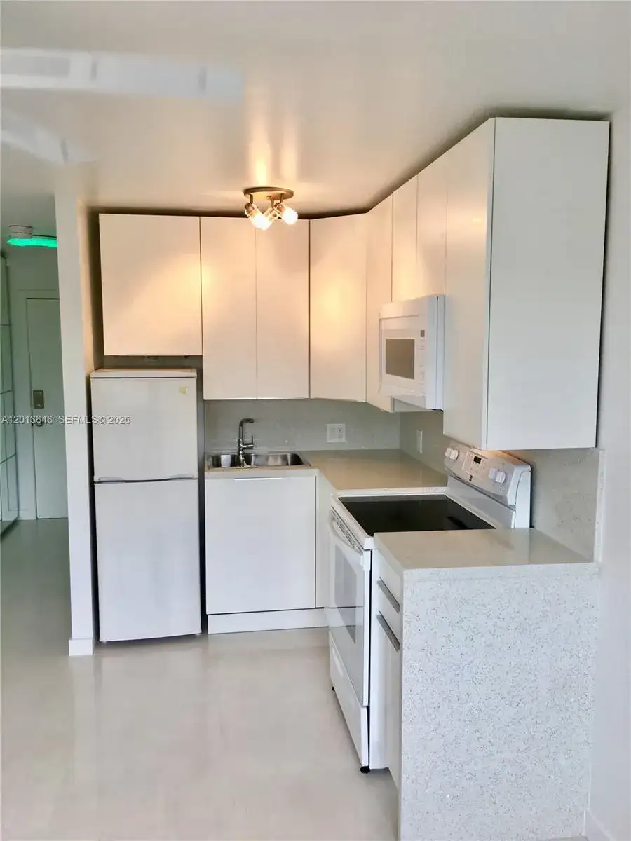 6484 Indian Creek Dr # 205, Miami Beach FL 33141 photo 2