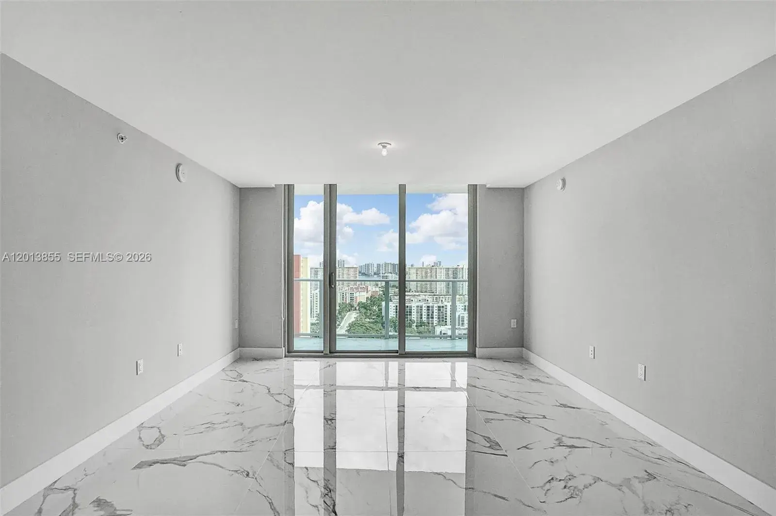 330 Sunny Isles Blvd # 2205, Sunny Isles Beach FL 33160