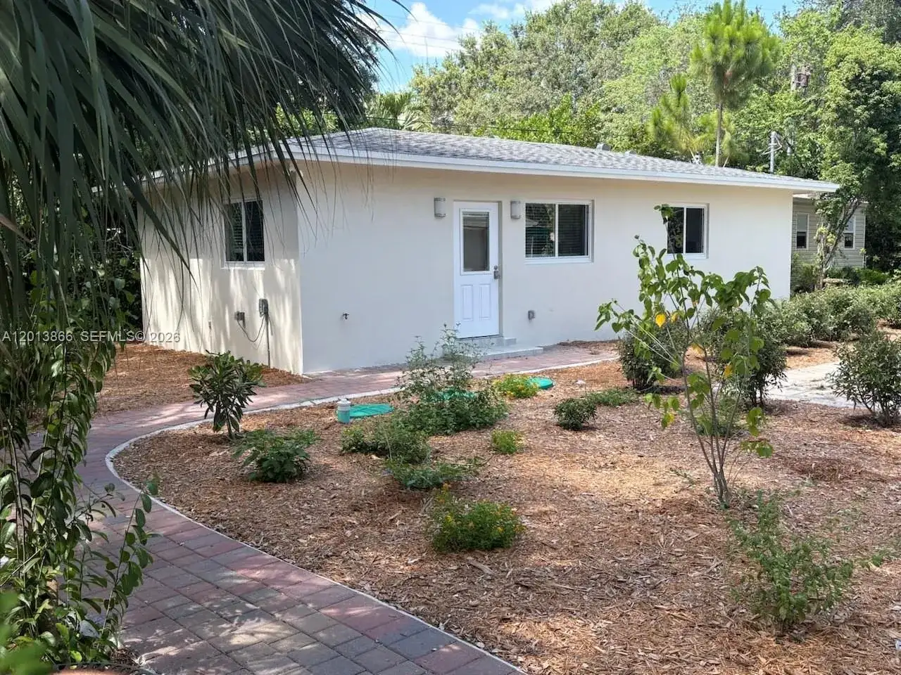 8442 SW 107th St, Miami FL 33156 photo 2